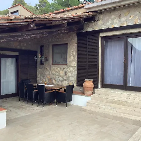 ヴィラ Casa Romantica カポリーヴェリ